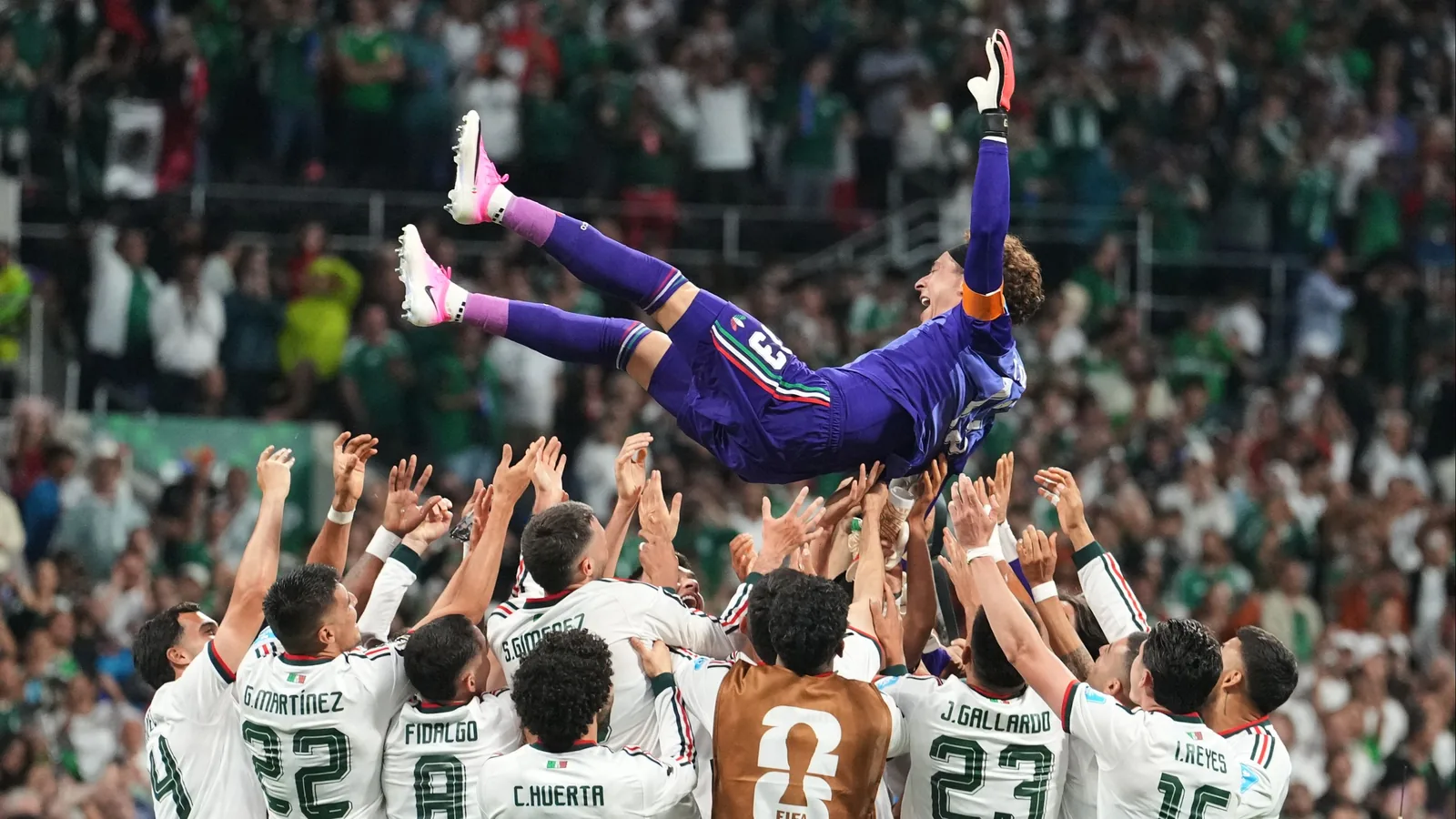 México logra un histórico paso perfecto en la fase de grupos del Mundial