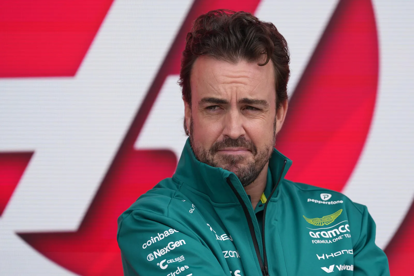 Fernando Alonso cumple 45 años sin definir su futuro en la Fórmula 1
