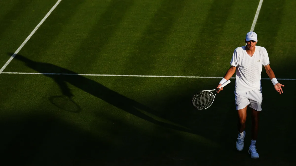 Wimbledon: El partido entre Rafa Jódar y Pablo Carreño-Busta se suspende por falta de luz natural