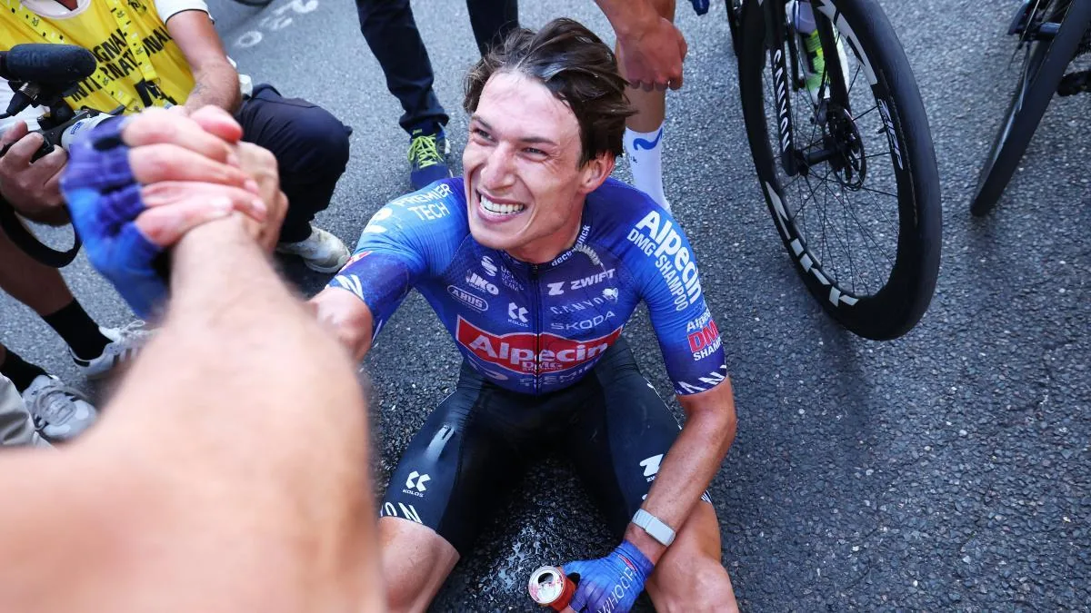 Voiron: Philipsen logra su primera victoria en el Tour de Francia tras una etapa caótica