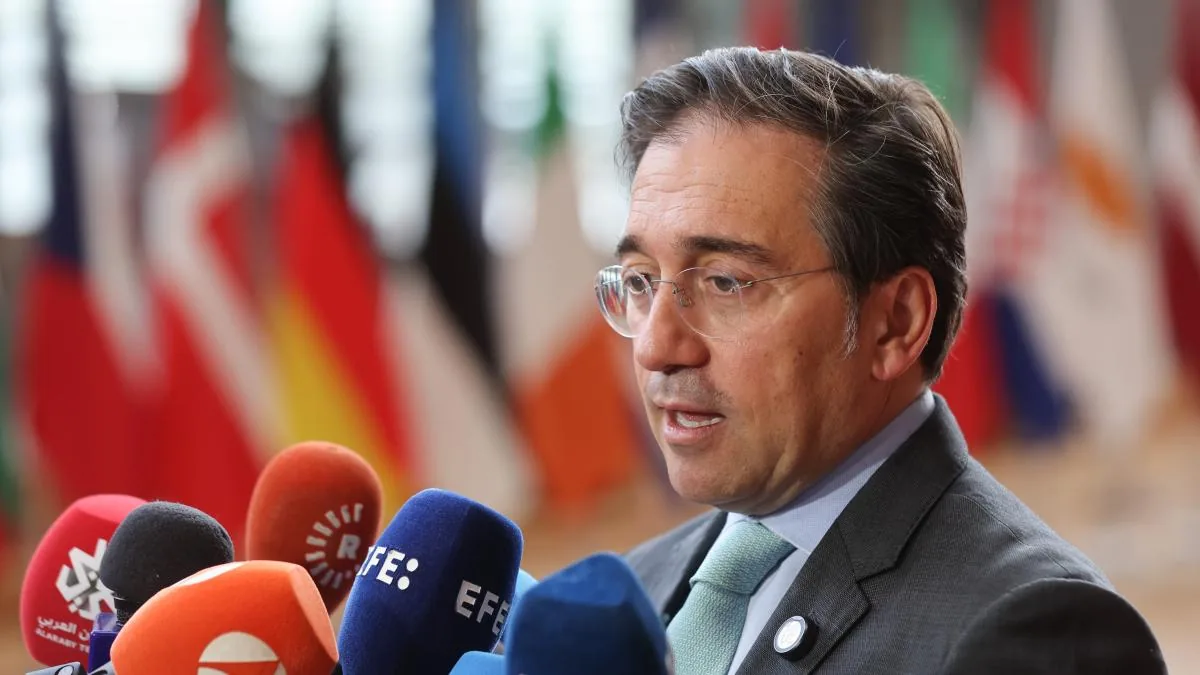 Bruselas: Albares pide a Feijóo que desautorice a Rajoy por comentarios sobre la selección francesa