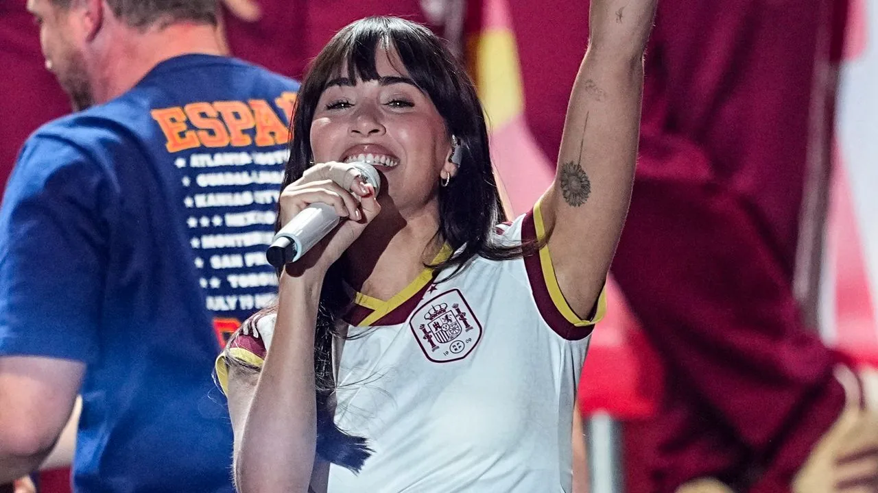 La canción ‘Superestrella’ de Aitana, un himno para la Selección Española, resuena en Cibeles
