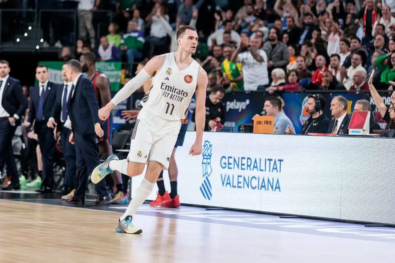Mario Hezonja, durante un partido de esta temporada con el Madrid.